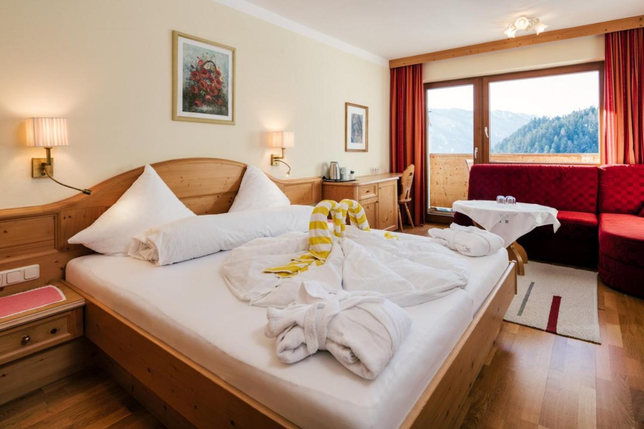 Familienhotel Adler Serfaus Habitación foto